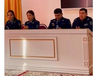11-сынып оқушыларымен кәсіби бағдар беру бойынша кездесу өтті.